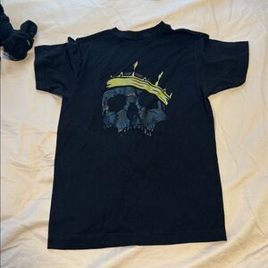 Black Skull Graphic Tee